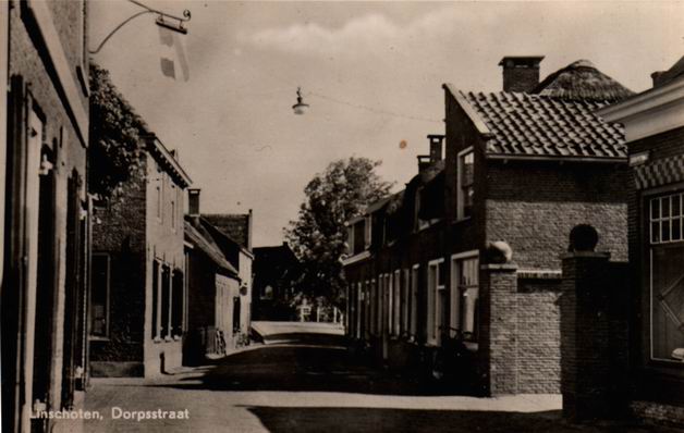 017_dorpscentrum_1945.jpg