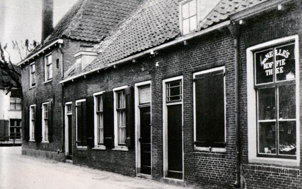 033_dorpsstraat_1920.jpg